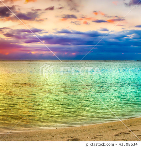 Seaview at sunset. Amazing landscape.  43308634