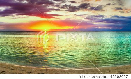 Seaview at sunset. Amazing landscape. Panorama 43308637