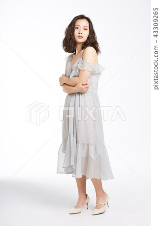 Woman Portrait Series Dressup Woman Portrait Series Dressup 43309265
