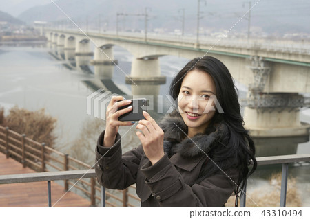 Winter Travel Sisters Photo Travel Healing 43310494