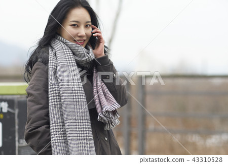 Winter Travel Sisters Photo Travel Healing Winter Travel Sisters Photo Travel Healing 43310528