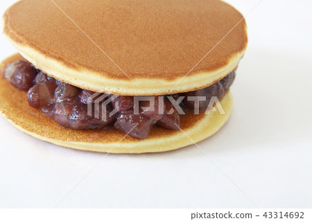 Dorayaki Dorayaki 43314692