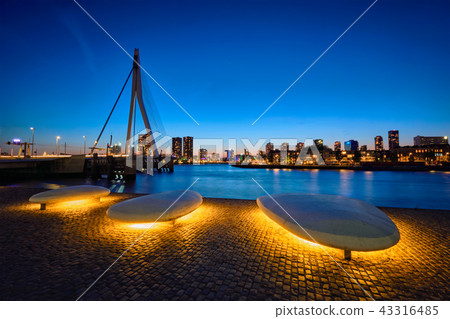 Erasmus Bridge, Rotterdam, Netherlands 43316485