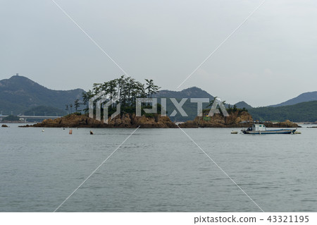 Gogunsan County, Gunsan City, Jeonbuk Province Gogunsan County, Gunsan City, Jeonbuk Province 43321195