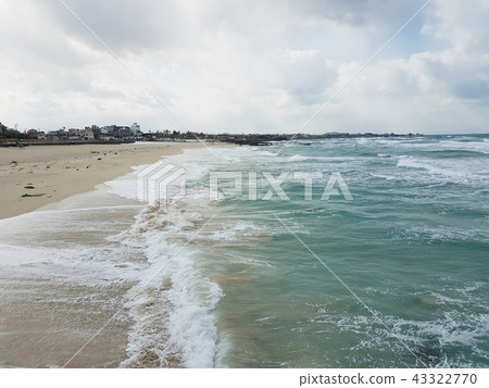 Sea Sea 43322770