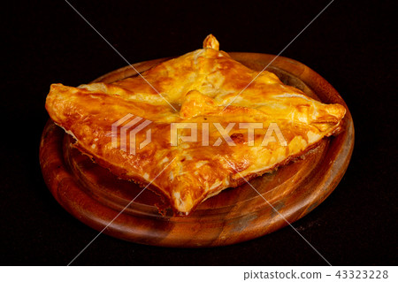 Georgian cuisine - Hachapuri 43323228