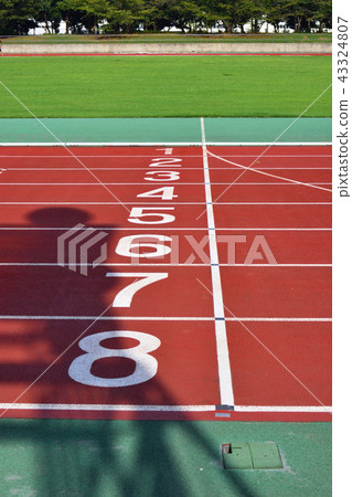 Athletics tracks 43324807