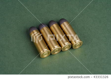 The Wild West period Revolver cartridges   43331326
