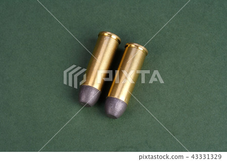 The Wild West period Revolver cartridges   43331329