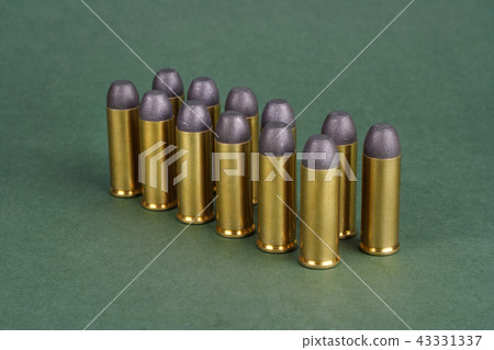 The Wild West period Revolver cartridges   43331337