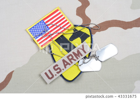 US ARMY 1st Cavalry Division patch with dog tags  43331675