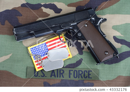 US AIR FORCE branch tape handgun with dog tags 43332176