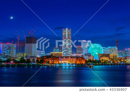 Night view of Minato Mirai seen from the large pier Night view of Minato Mirai seen from the large pier 43336907