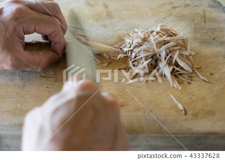 Sasabaki beef 43337628