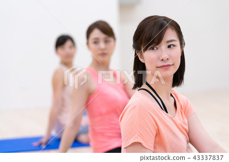 瑜伽課瑜伽課堂 瑜伽課瑜伽課堂 43337837