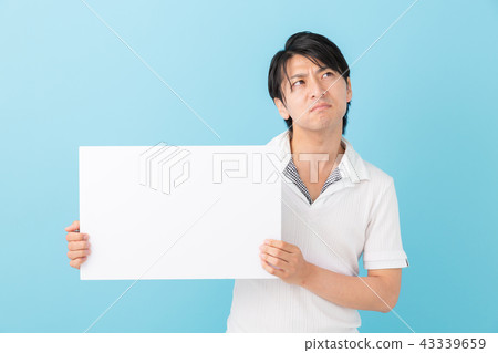 Think of a middle man with a whiteboard 43339659