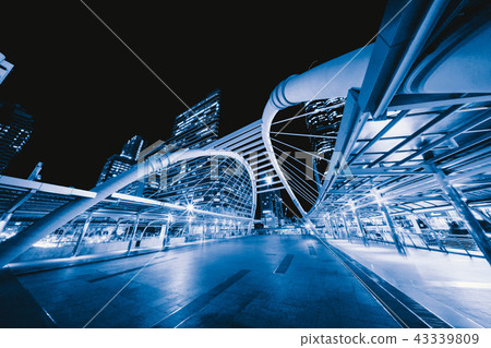 Chong Nonsi Bridge. Architectures in smart city for technology b 43339809