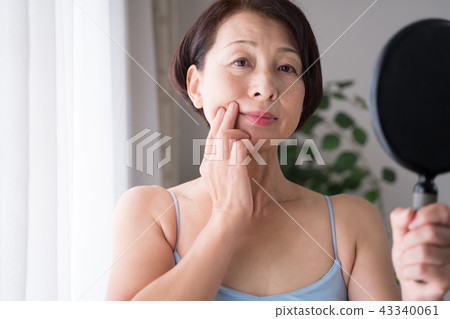 Skin care self care mouth Skin care self care mouth 43340061