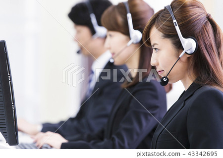 Operator call center tele appointment business pc team Operator call center tele appointment business pc team 43342695