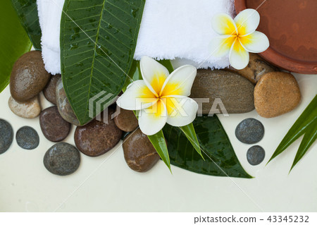 Beautiful spa composition with stones 43345232