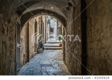 Street in Dubrovnik Old Town Street in Dubrovnik Old Town 43345629