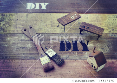 DIY image stencil plate 43347570