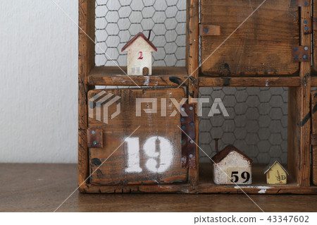 DIY image stencil plate 43347602