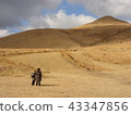 Aso mountain and mother and daughter in the winter, lower left 43347856