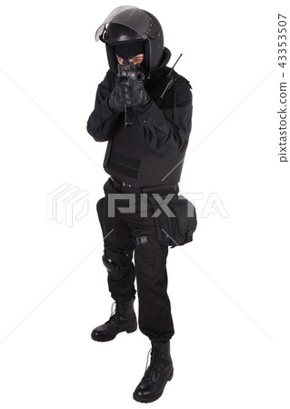 police special forces officer with submachine gun police special forces officer with submachine gun 43353507