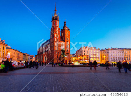 Market square in Krakow, Poland Market square in Krakow, Poland 43354613