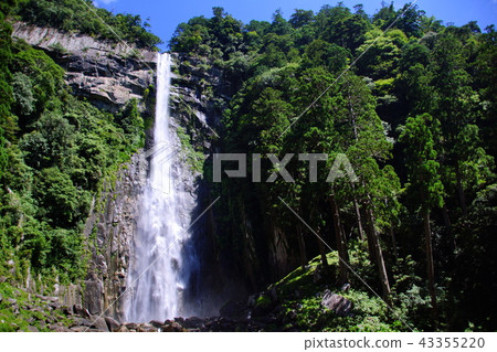 Kumano Nachi Taisha Nachi Otaki (Wakayama Prefecture Tohaku-gun Nachi Katsuura Town) 43355220