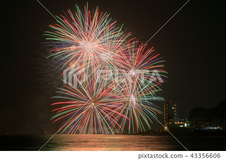 Sparkling fireworks display in MIHAMA 9172 43356606