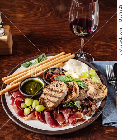 meat appetizer and wine meat appetizer and wine 43358828