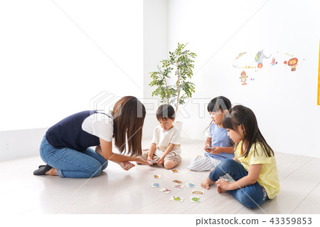 兒童英語課堂 兒童英語課堂 43359853