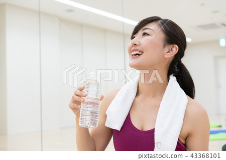 水化水休息瑜伽課瑜伽教室 43368101
