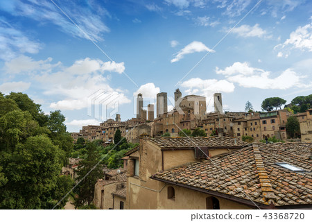 San Gimignano - The Medieval Town - Italy San Gimignano - The Medieval Town - Italy 43368720