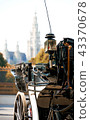 Old carriage in Vienna 43370678