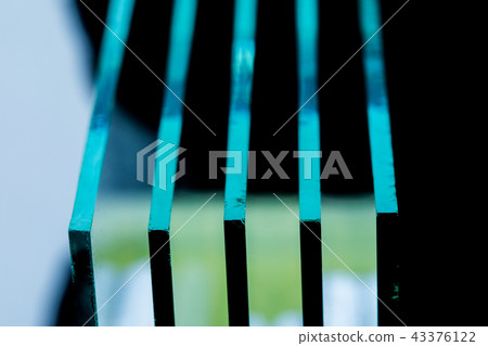 Sheets of Factory manufacturing tempered clear float glass panels cut to size 43376122