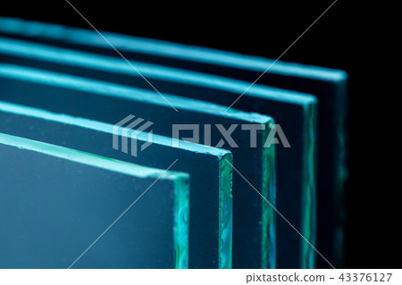 Sheets of Factory manufacturing tempered clear float glass panels cut to size Sheets of Factory manufacturing tempered clear float glass panels cut to size 43376127