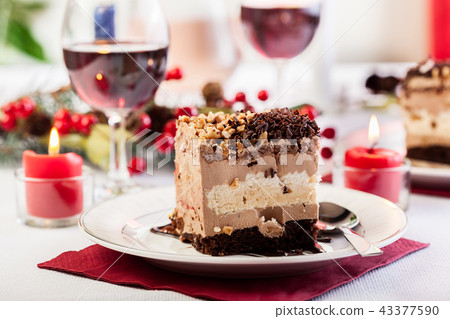 Piece of meringue cake 43377590