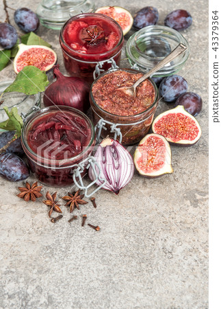 Red onion confiture plum marmalade fig jam 43379364