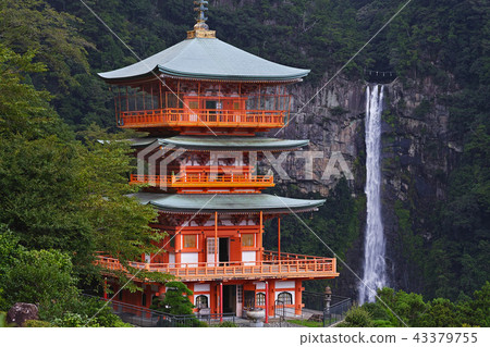 [World Heritage-Wakayama Prefecture] Nachi's Waterfall and Triple Tower (Nachi's Otaki and Triple Treasure Tower) 43379755