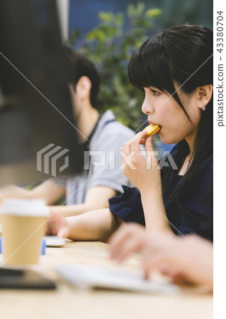 休閒商業形象 休閒商業形象 43380704