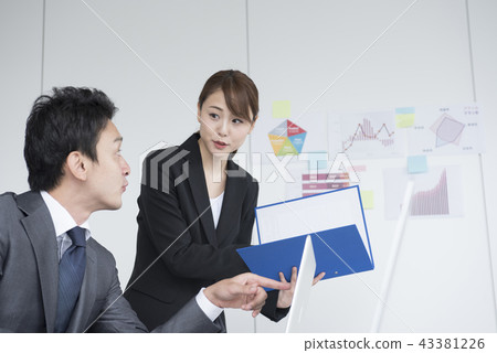 Business meeting Business meeting 43381226
