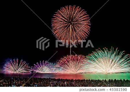 福井縣三國煙花節煙花和水下煙花 福井縣三國煙花節煙花和水下煙花 43381590