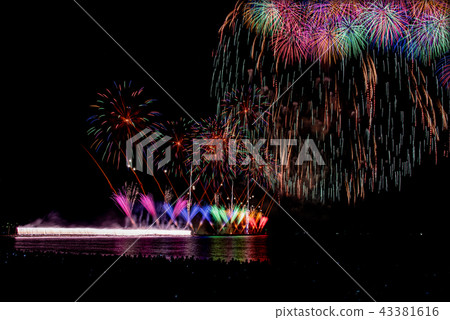 Fukui Prefecture Three Kingdoms Fireworks Festival Fireworks and Niagara 43381616
