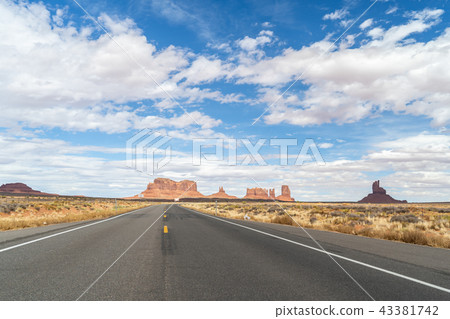 Monument Valley 43381742