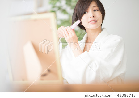發鐵，女人，浴袍 43385713
