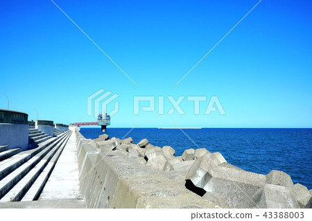 冰和海洋水下觀測塔鄂霍次克塔和第三個防波堤 43388003