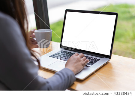 mock up Using laptop with blank screen computer mock up Using laptop with blank screen computer 43388484